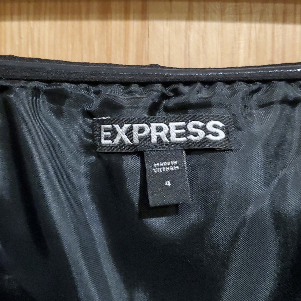 Express Women's Size 4 Black Strapless Pleated Midi Dress with Mesh Detail - Picture 2 of 7